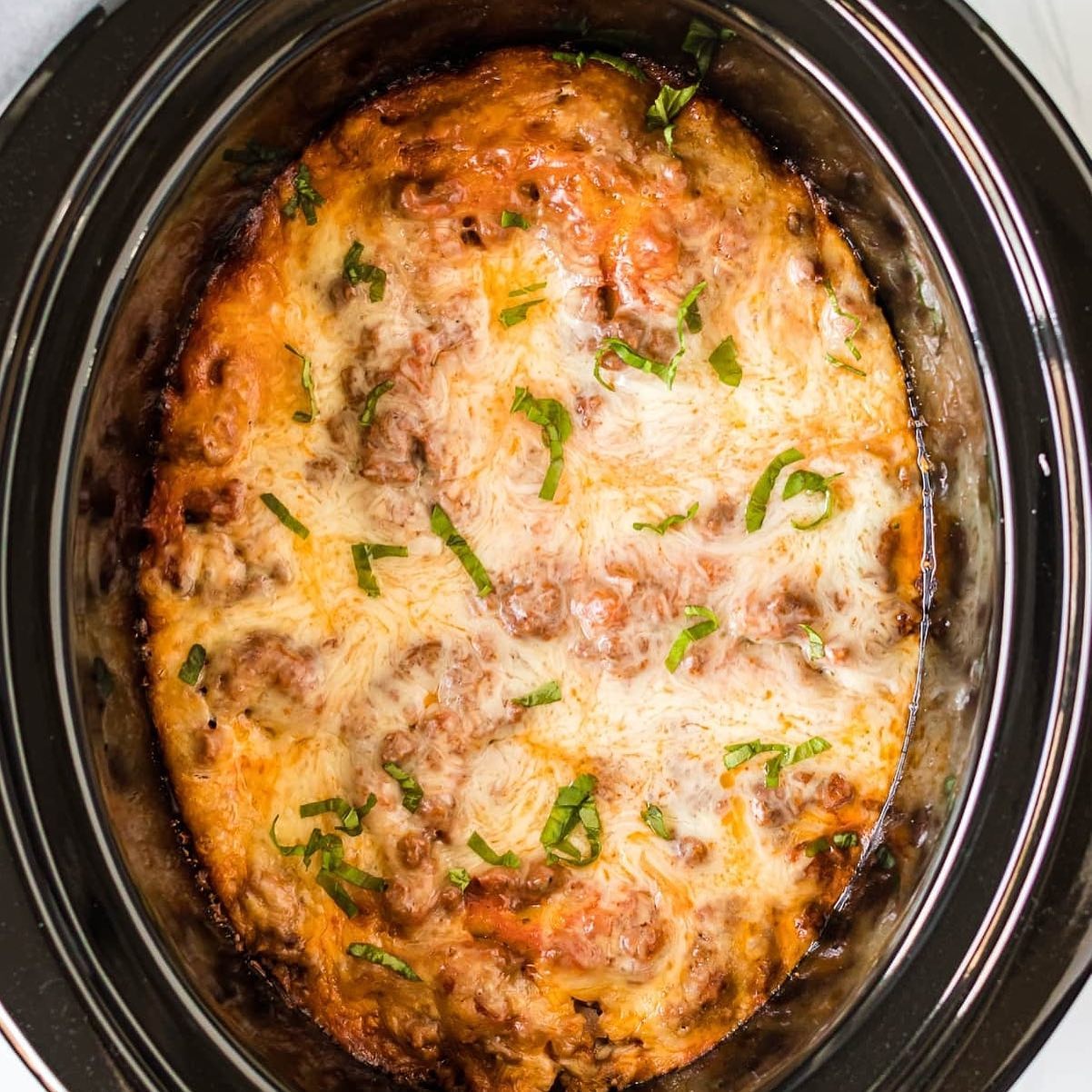 Cheesy Slow Cooker Lasagna with Ground Beef