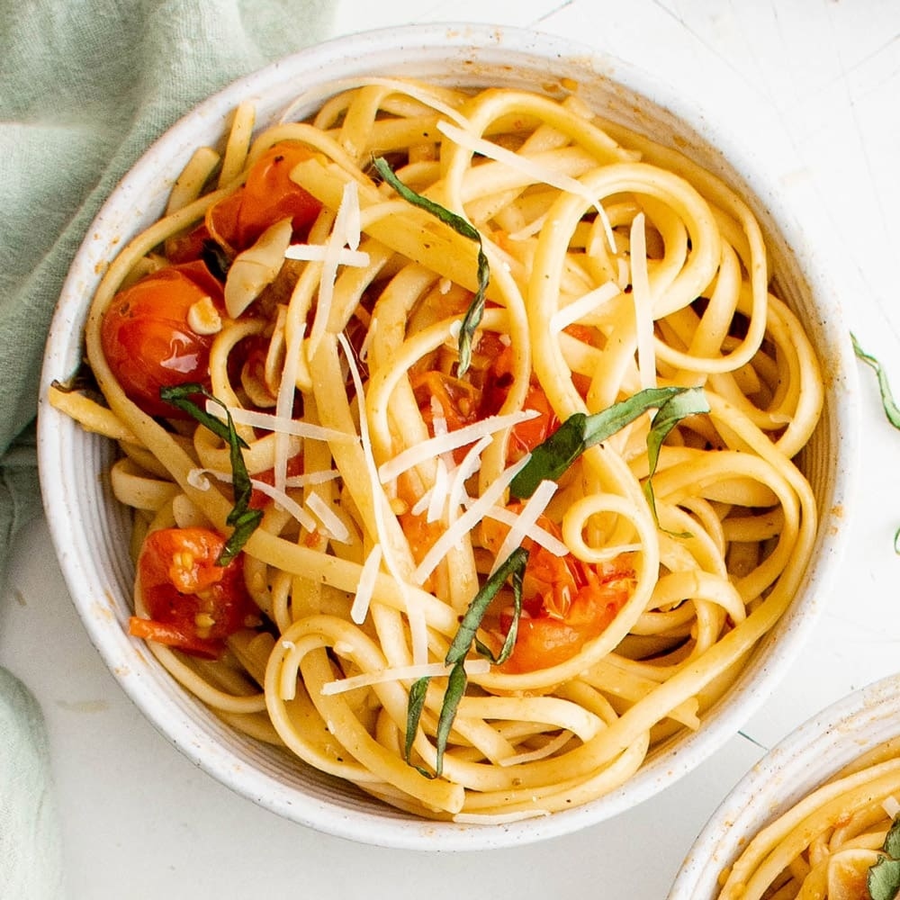 Simple Rustic Roasted Cherry Tomato Pasta
