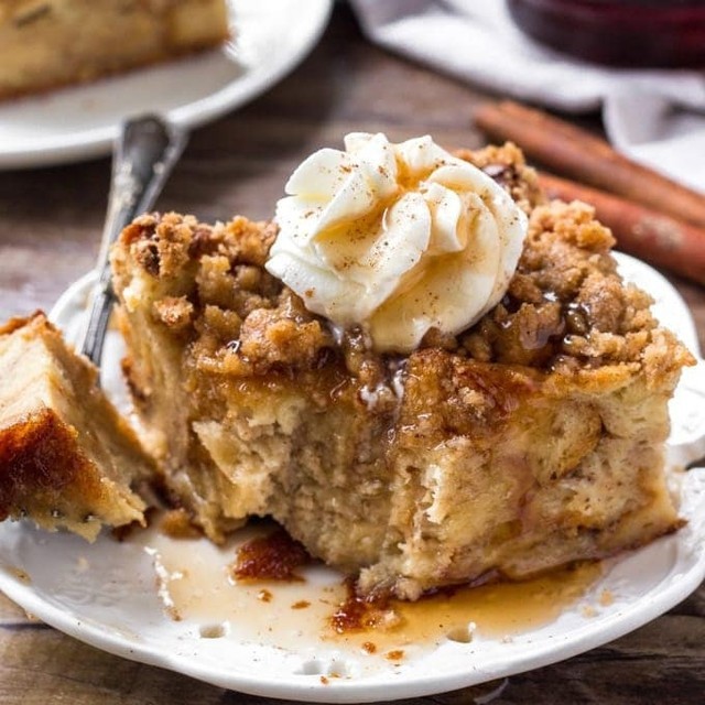 Overnight Baked Cinnamon French Toast Casserole
