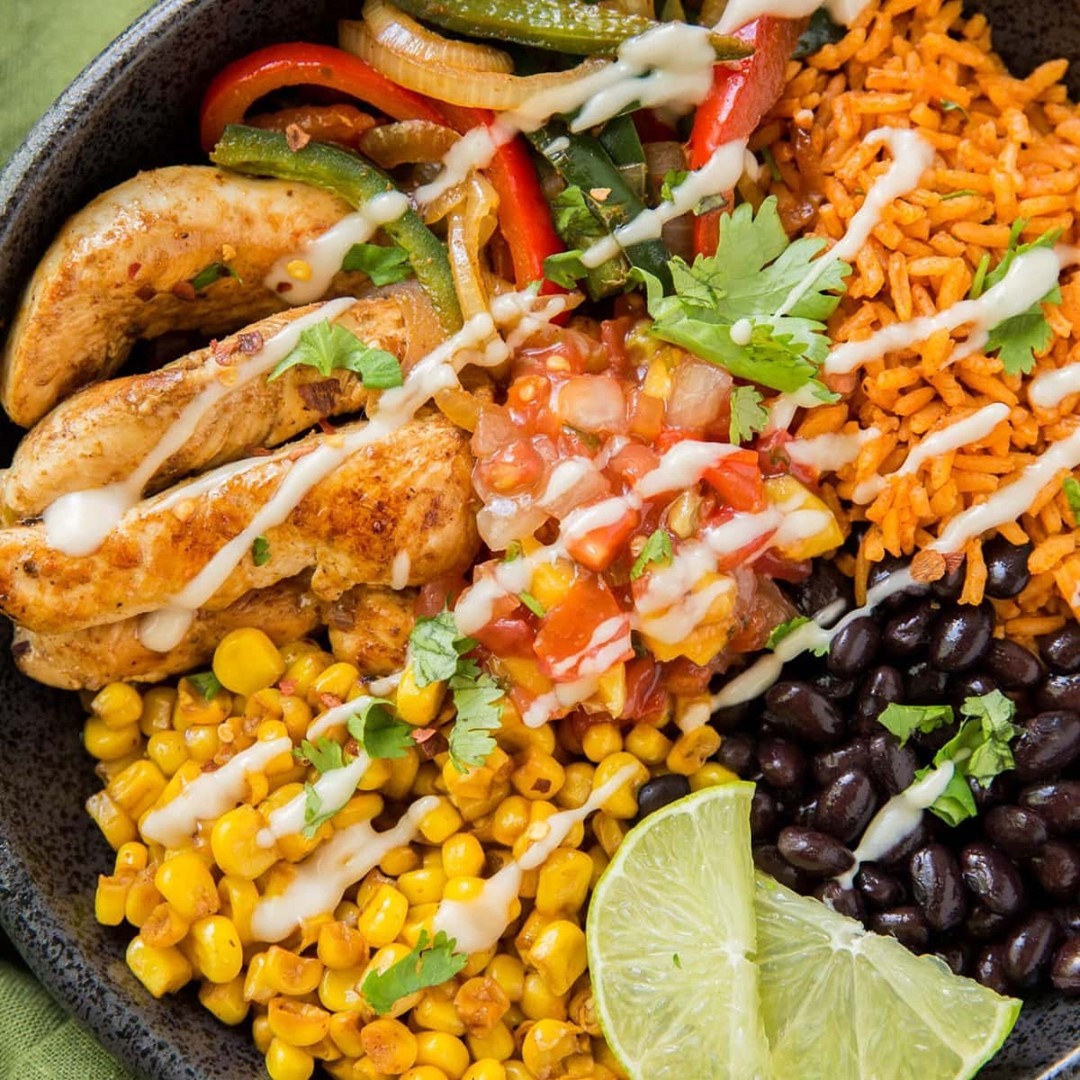 Healthy and Delicious Chicken Fajita Bowls
