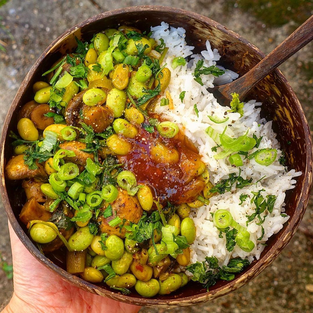 10 Minute Mushroom and Edamame Panang Curry