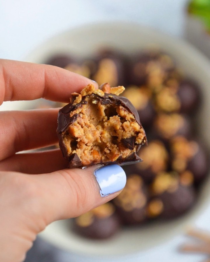 Peanut Butter Pretzel Truffles