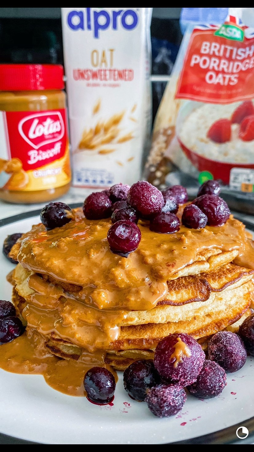 Super Quick and Filling Oat Pancakes