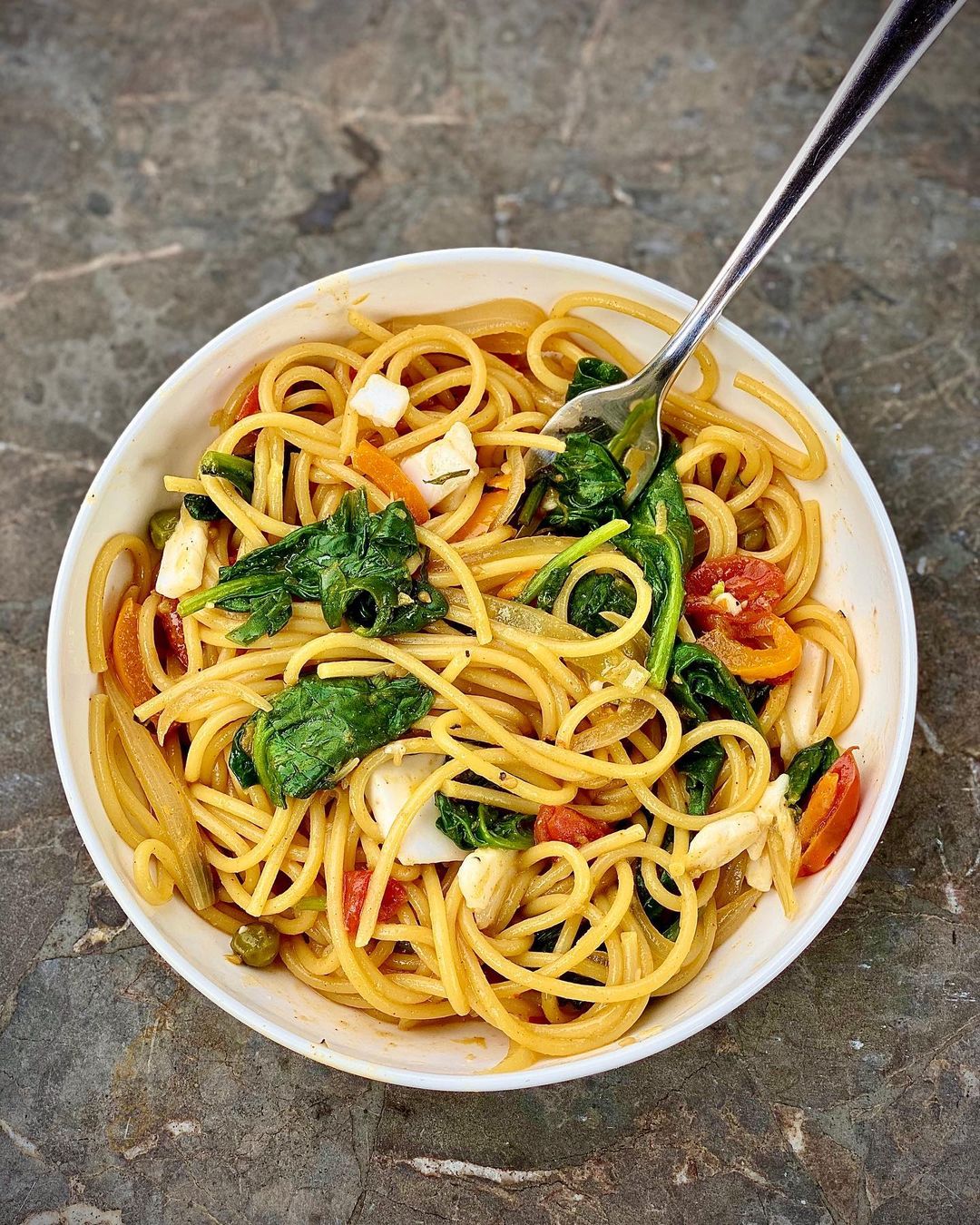 Easy Vegan Pasta with Mushrooms and Tomatoes