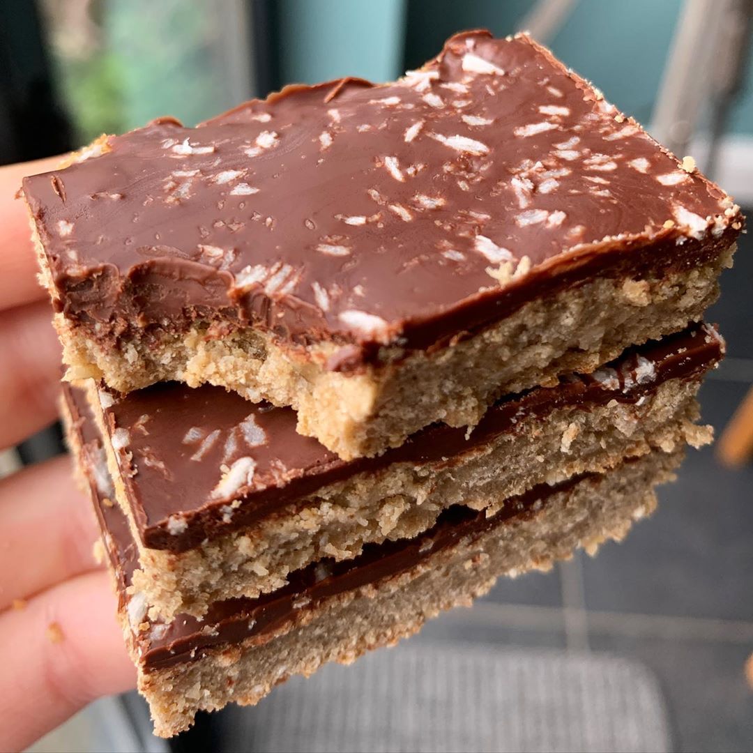 Vegan Bounty Bars with Coconut Protein