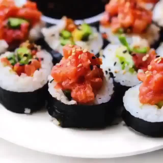 Vegan Spicy Tomato Tuna Rolls