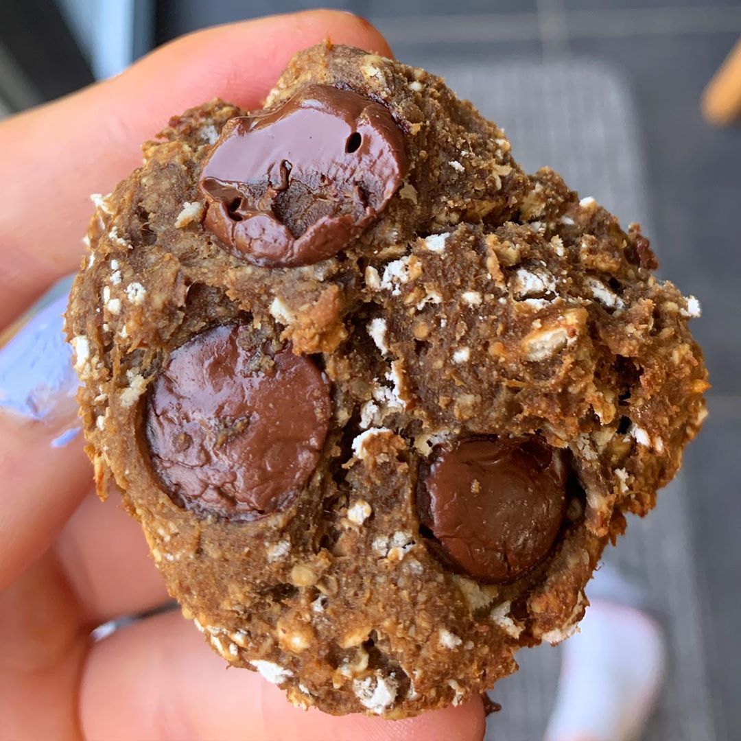Vegan Mocha Oat Cookies