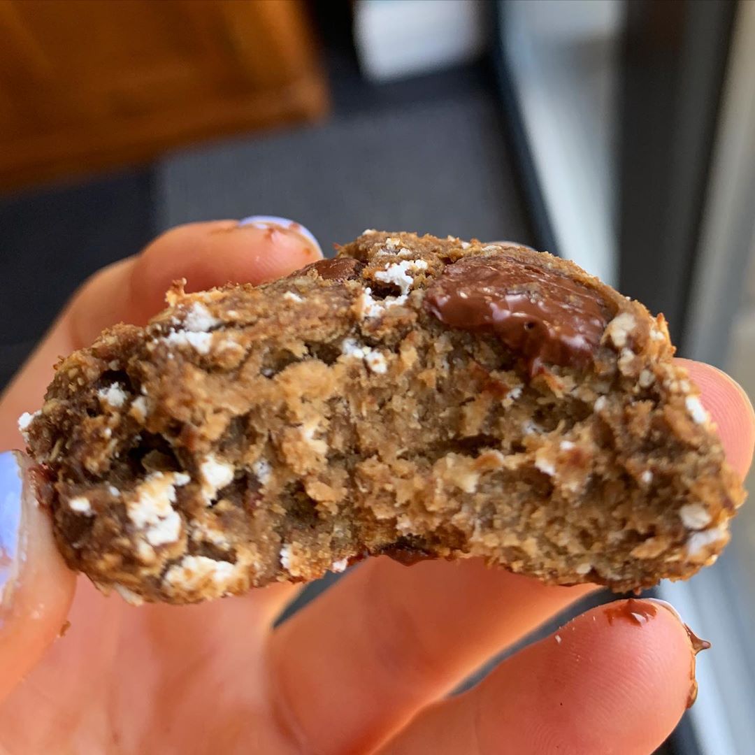 Vegan Mocha Oat Cookies