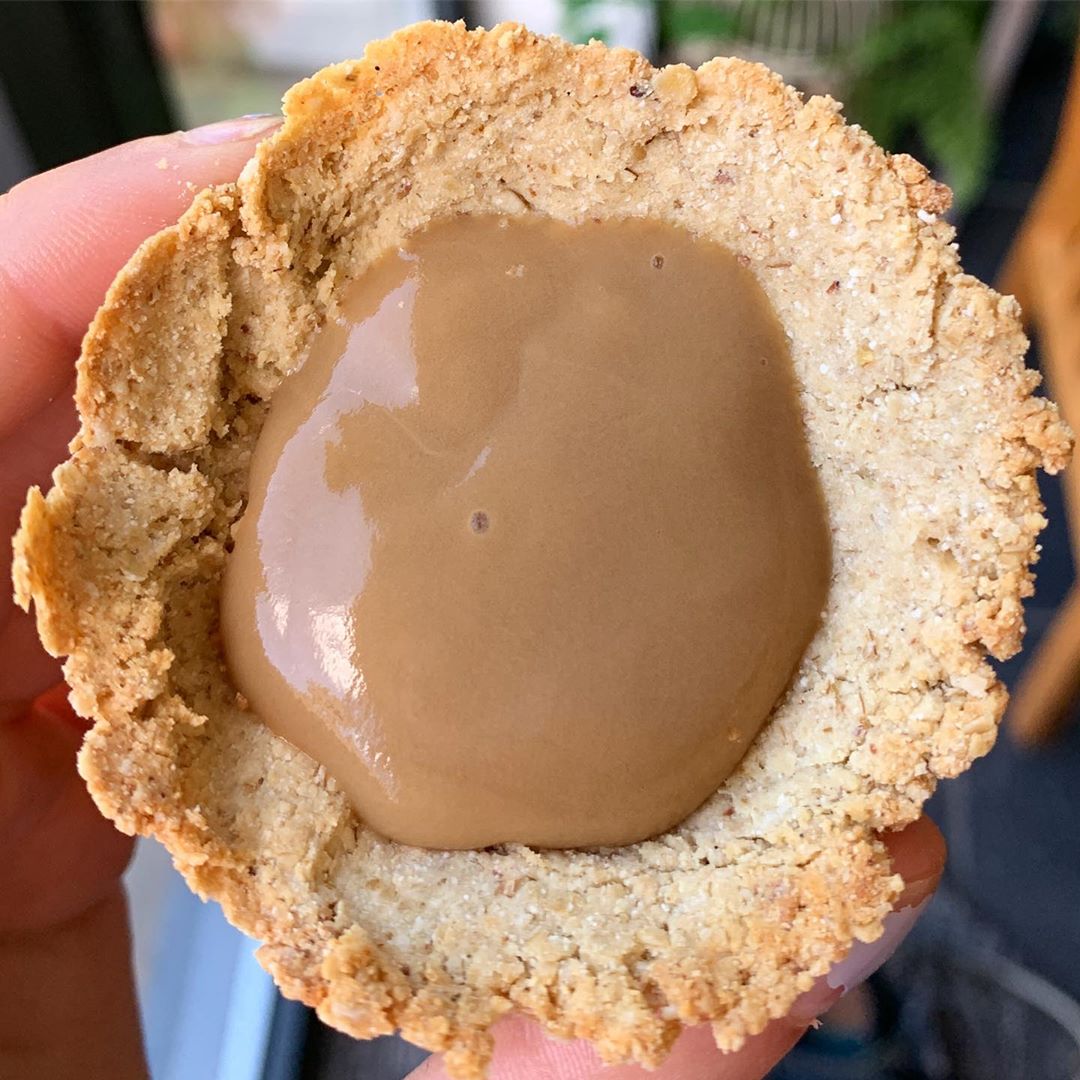 Caramel Cookie Cups
