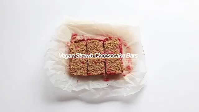 Vegan Strawberry Cheesecake Bars
