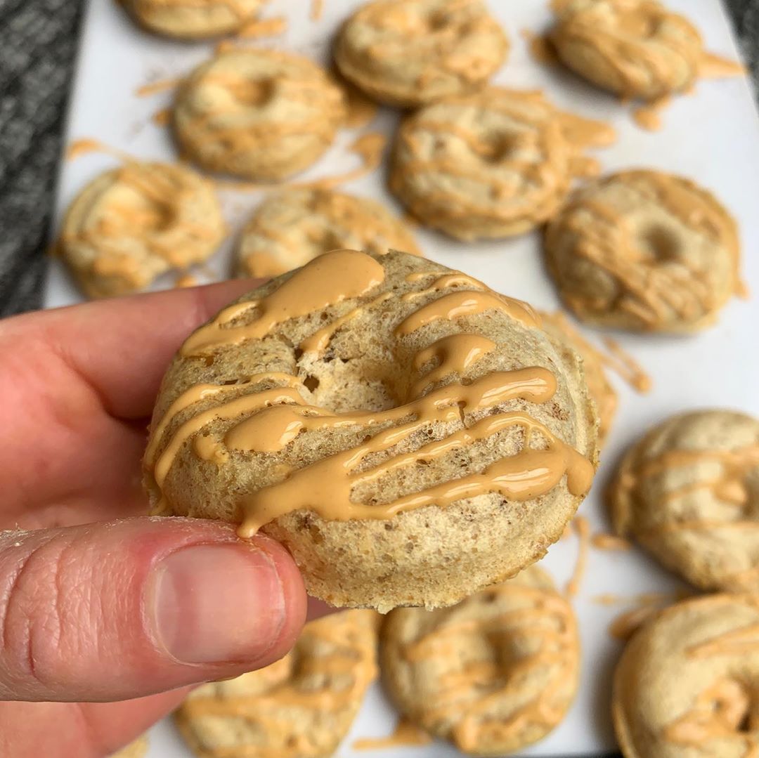Peanut Butter Protein Doughnuts
