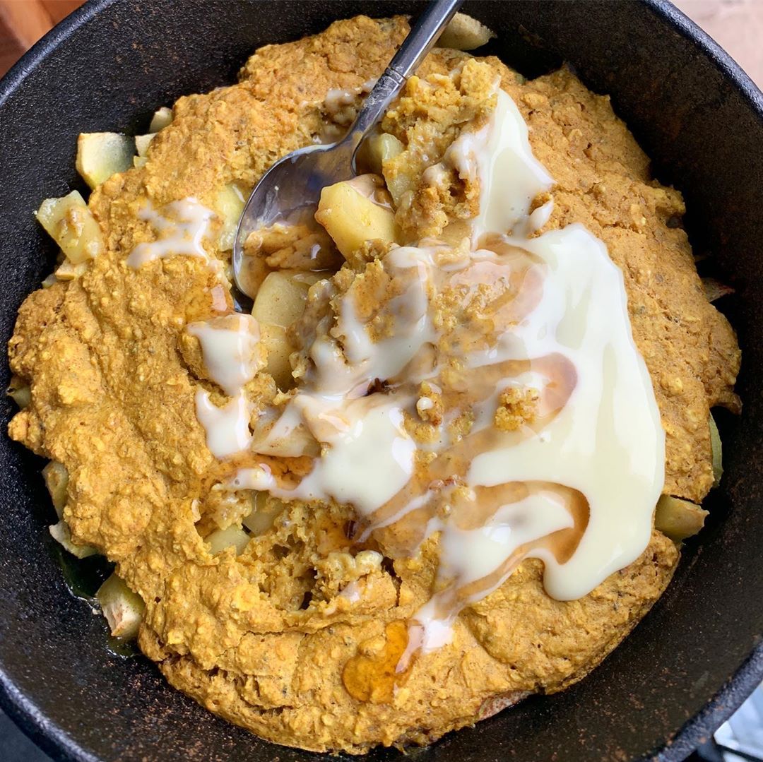 Salted Caramel Apple Pie Oats with Custard
