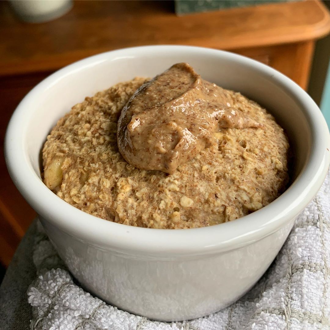 Banana Bread Baked Oats with Almond Butter