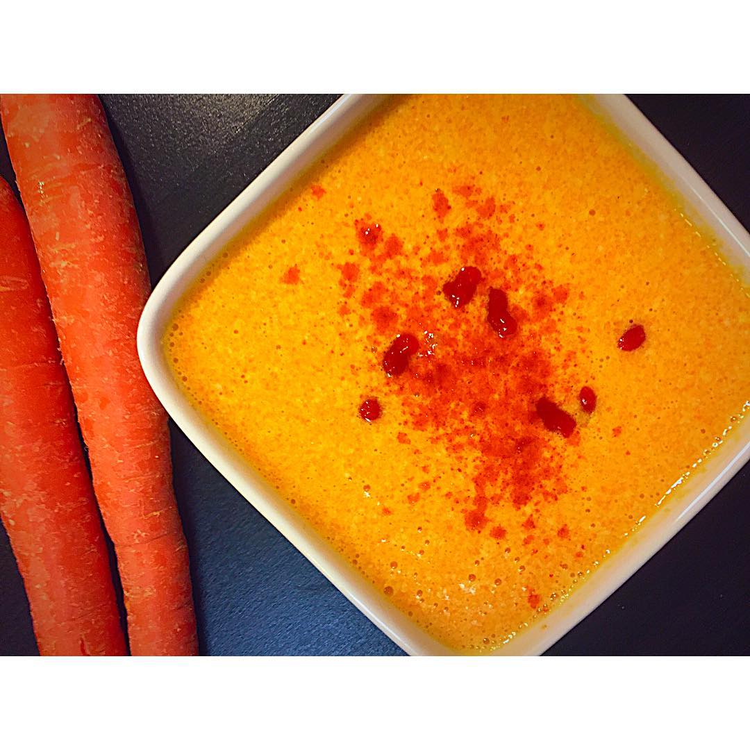 Homemade Spicy Carrot Cashew Salad Dressing