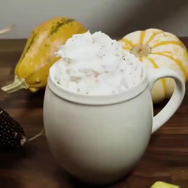 Homemade Vegan Pumpkin Spiced Latte