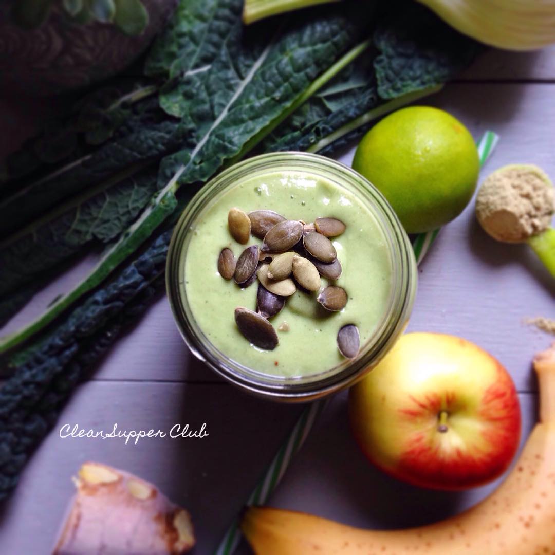 Green Smoothie with Pumpkin Protein Powder