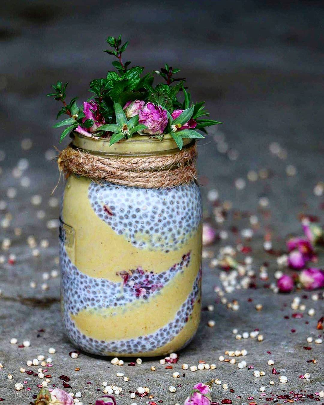 Refreshing Banana and Mango Smoothie with Chia Pudding