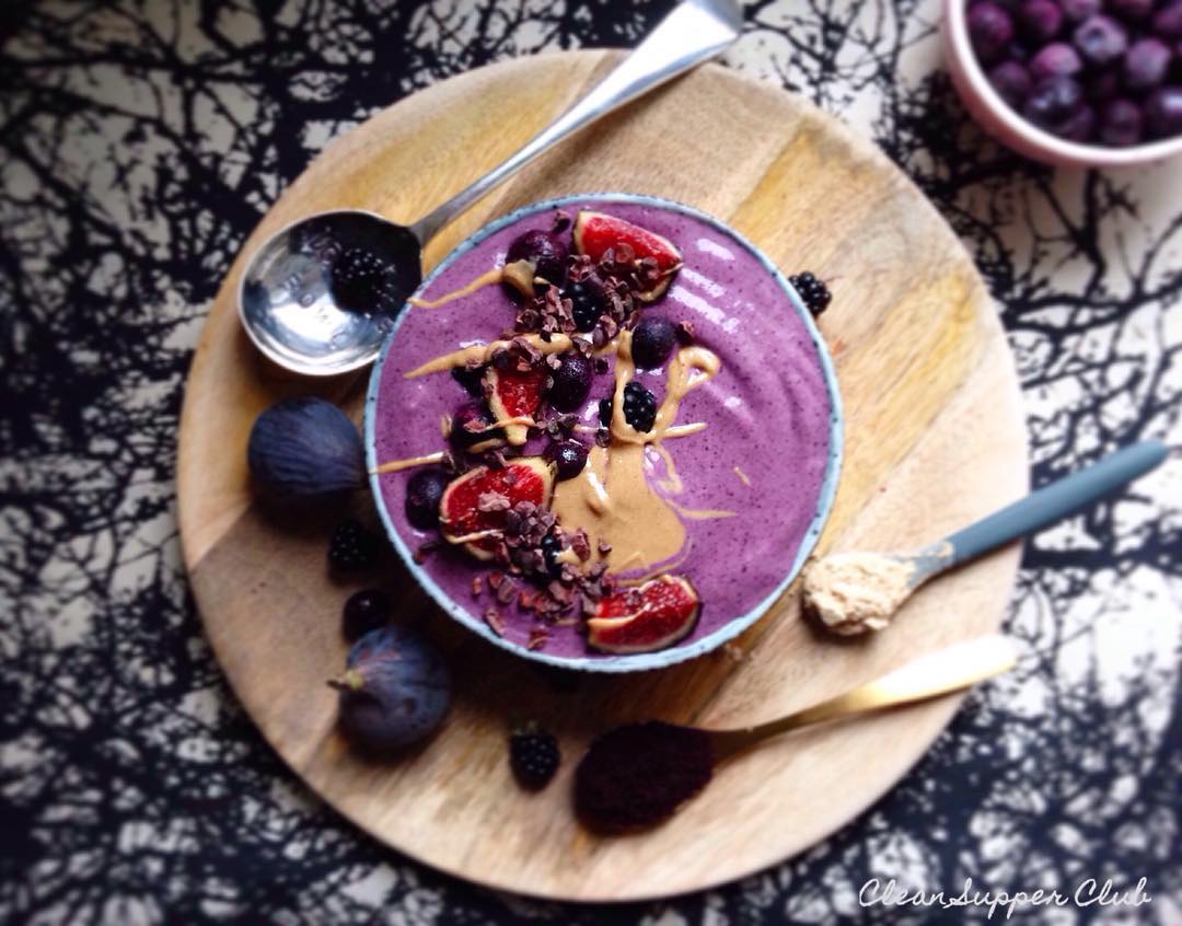 Calming Blueberry and Acai Smoothie Bowl
