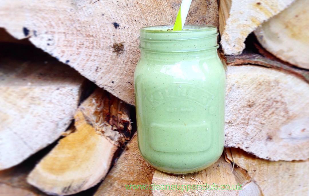 Big Green Smoothie with Fresh Fruits and Nuts