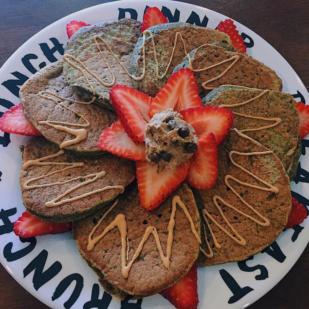 Healthy Protein Pumpkin Pancakes