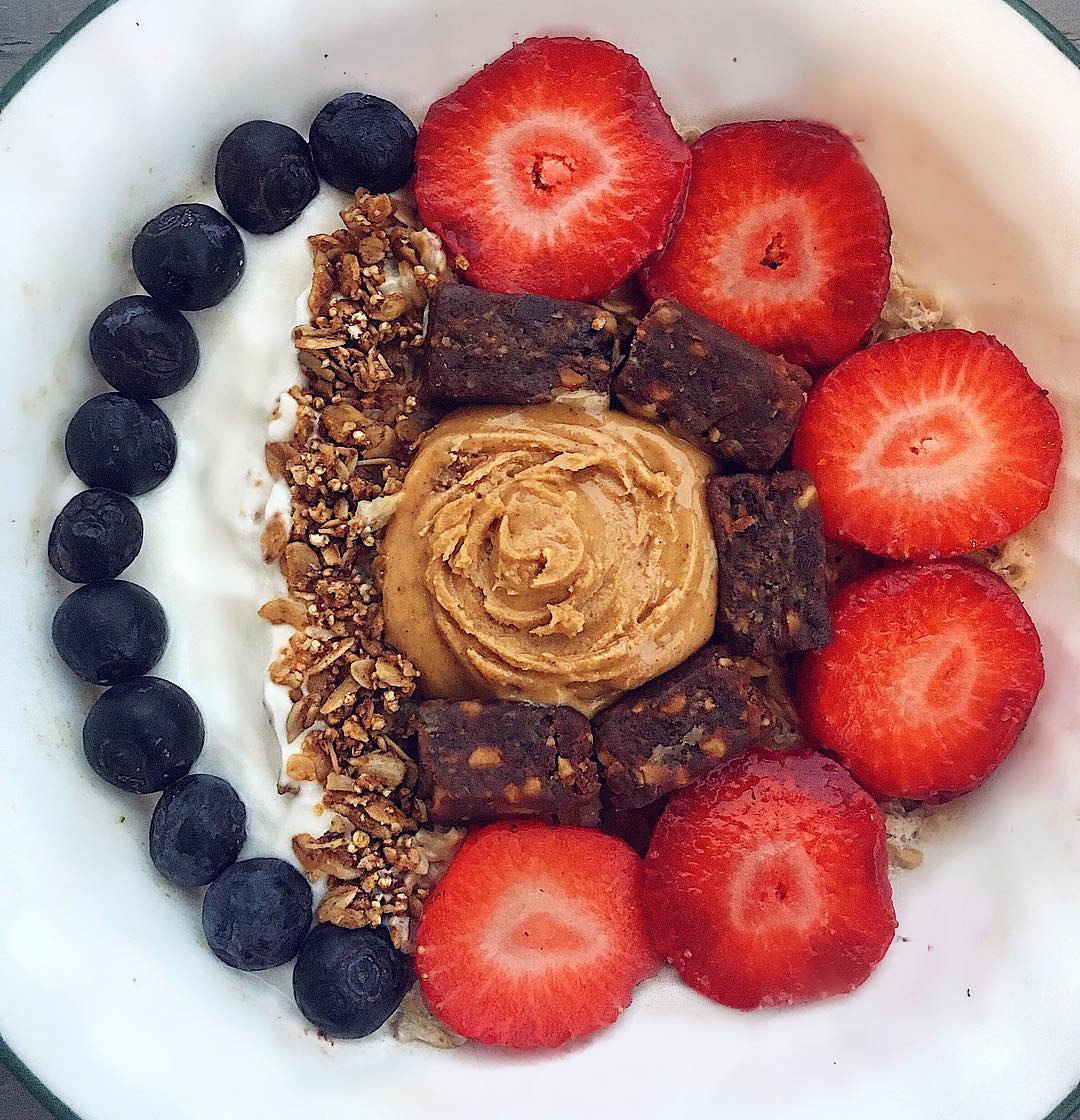 Loaded Oatmeal Breakfast Bowl
