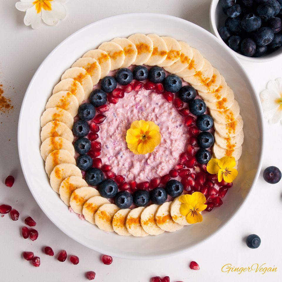 Pitaya and Baobab Overnight Oats