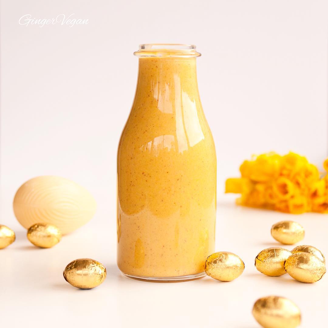 Easter Mango Huel Turmeric Smoothie