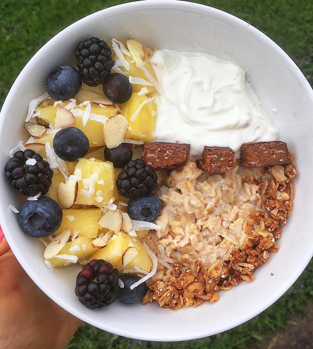 Piña Colada Style Oatmeal Breakfast