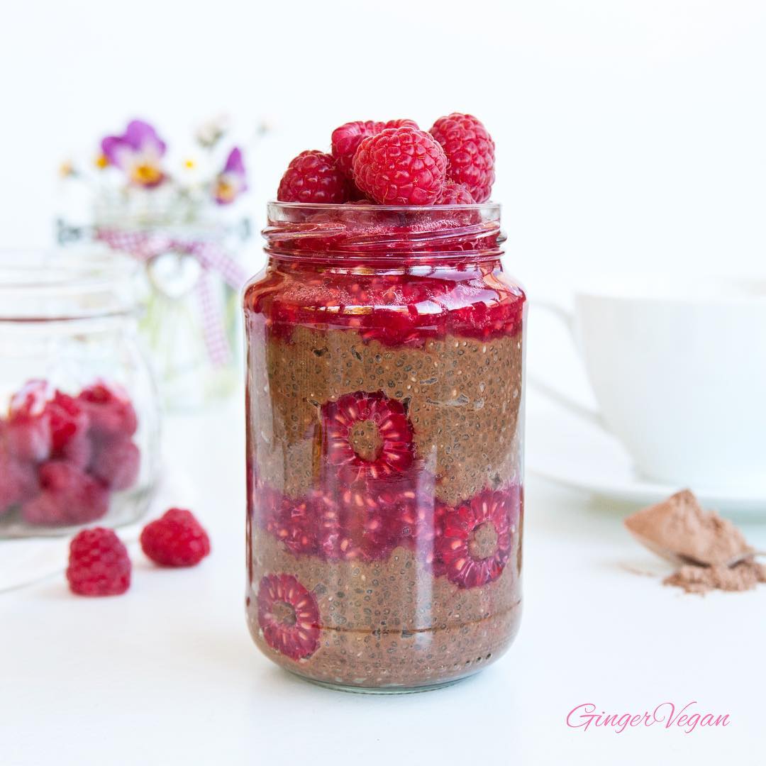 Cacao Raspberry Chia Pudding Breakfast