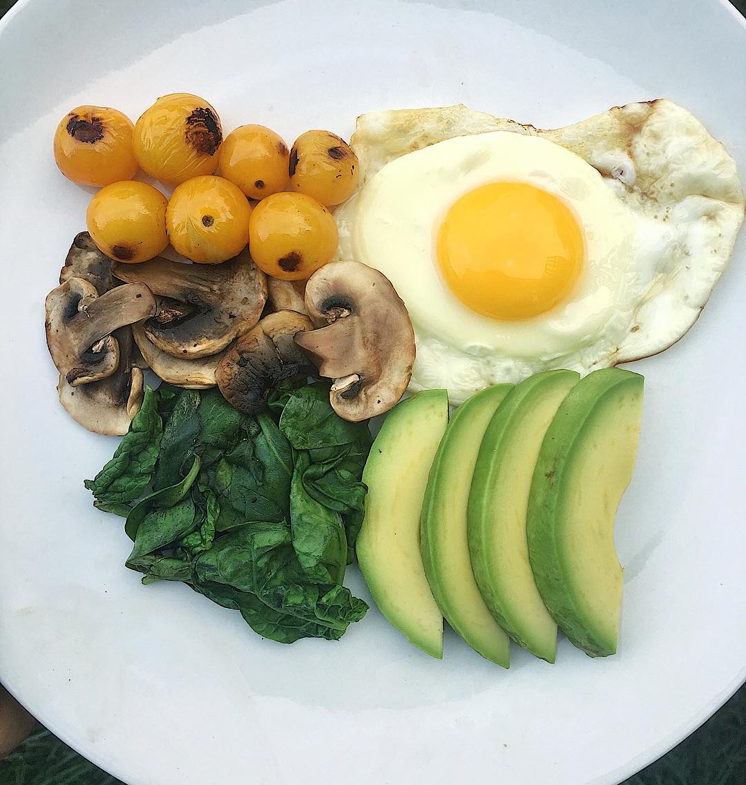 Simple Sautéed Breakfast with Egg and Vegetables