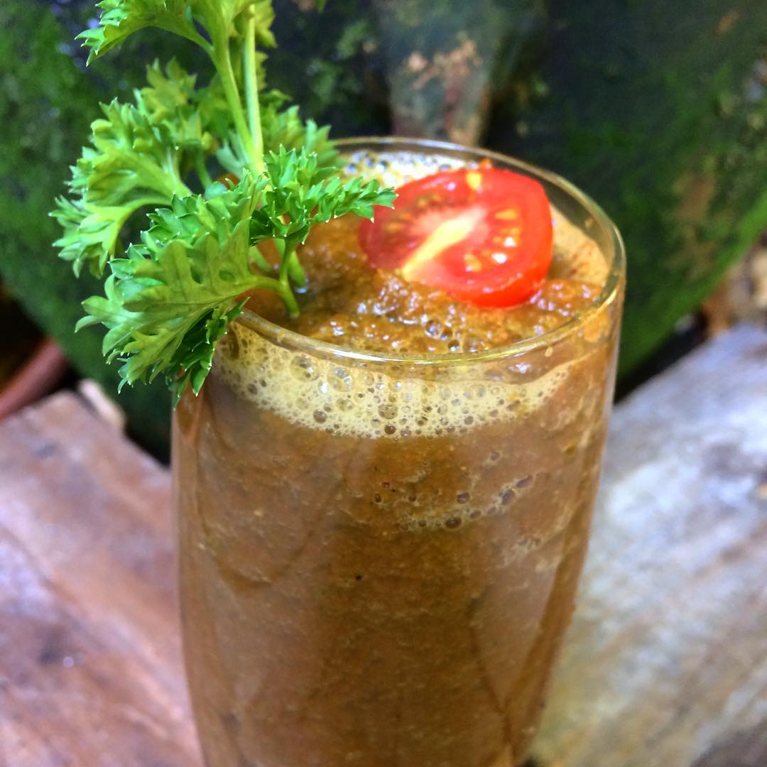 Tomato and Turmeric Smoothie