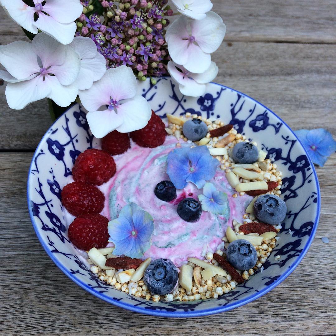 Supercharged Macaroon Yogurt with Nutrient Boost