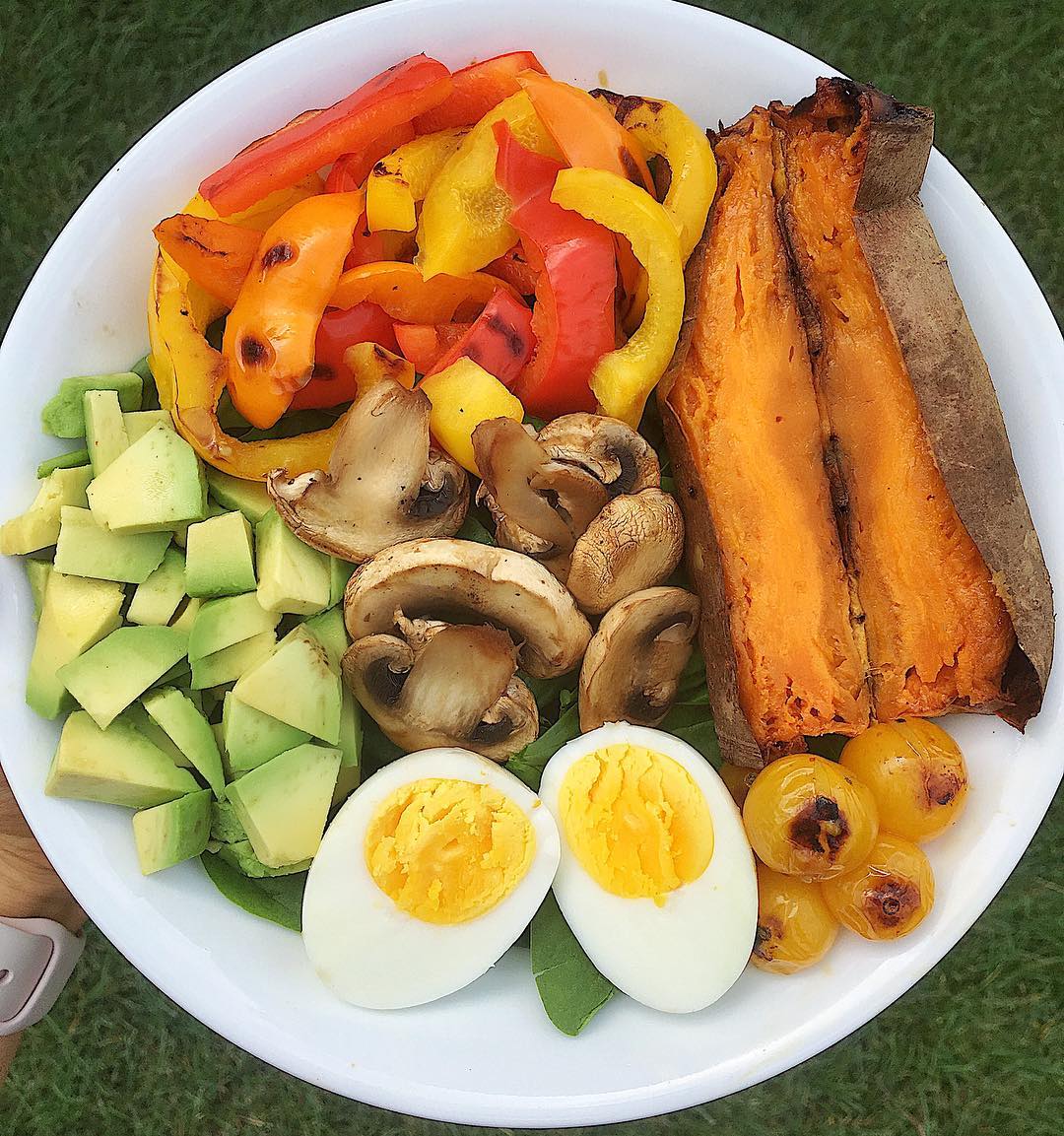 Soft Boiled Egg and Avocado Vegetable Bowl