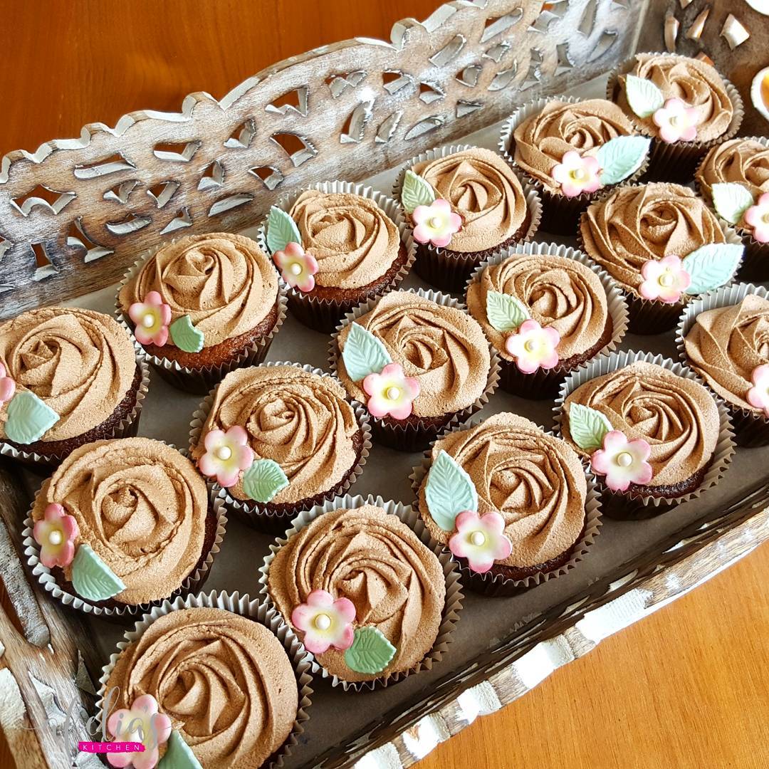 Buttermilk Cupcakes