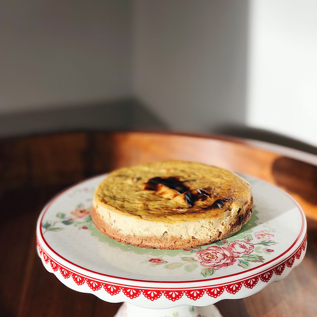 Almond Cheesecake with Citrus Note