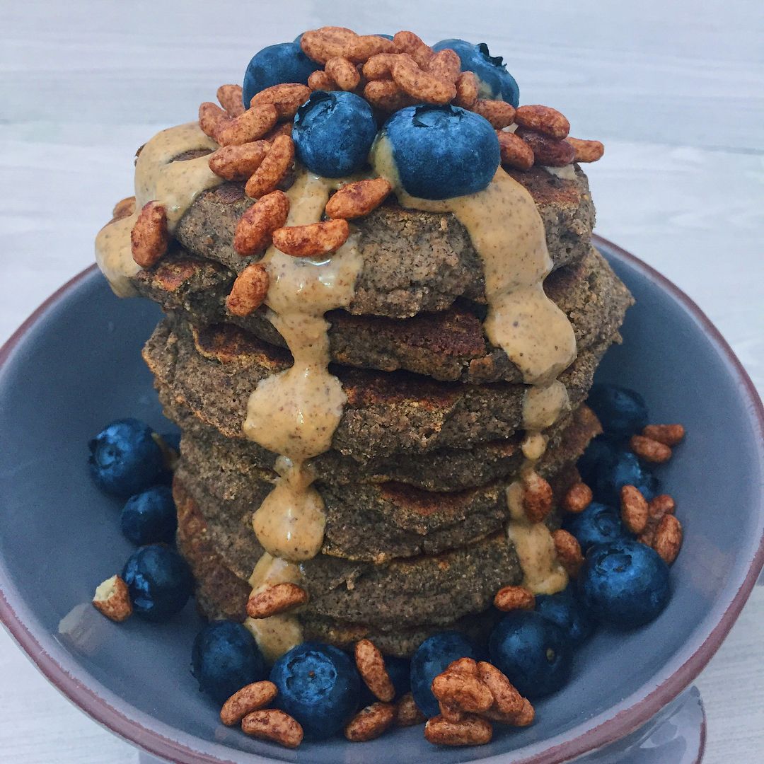 Fluffy Vegan Coconut Pancakes