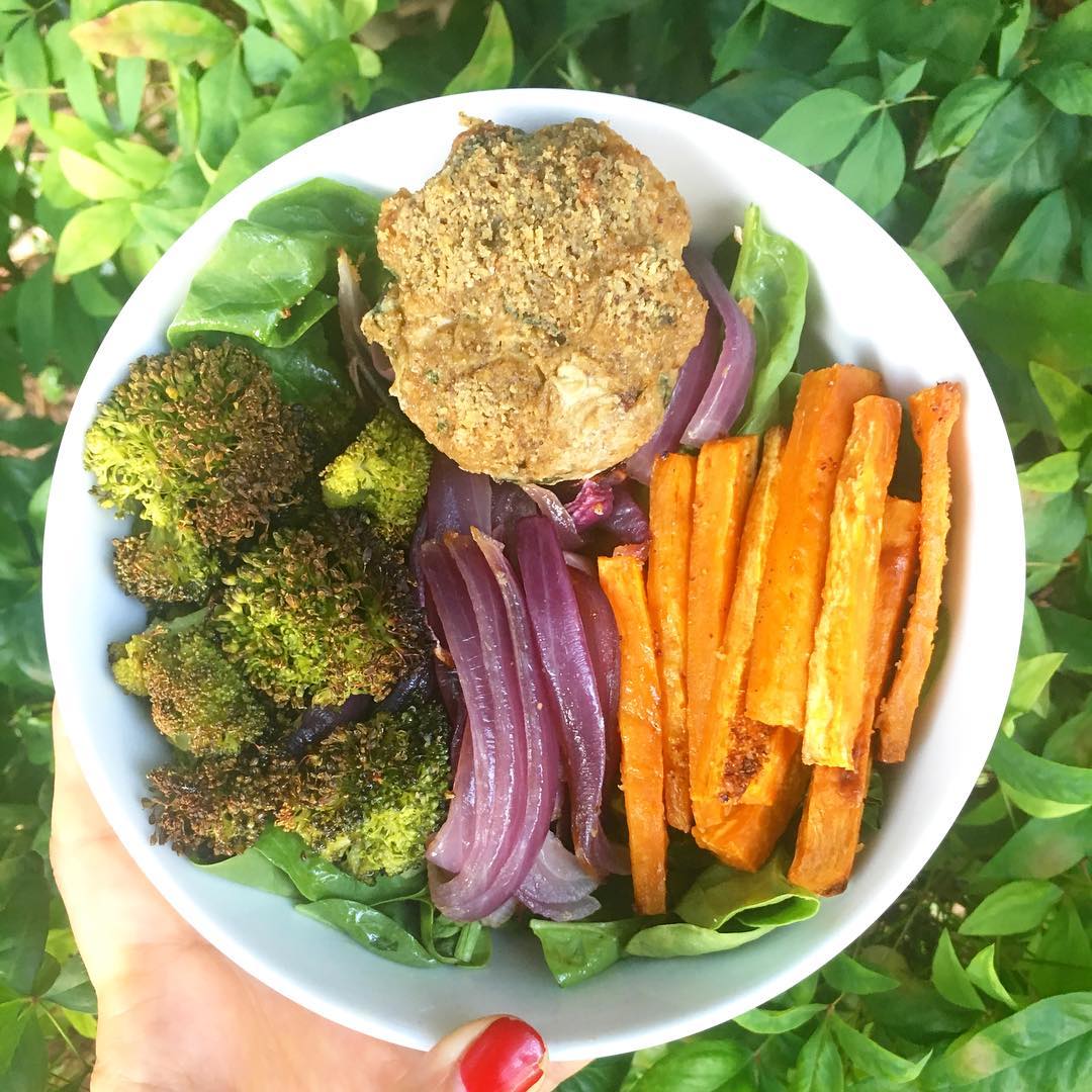Healthy Mini Meatloaf Bowl with Sweet Potato Fries