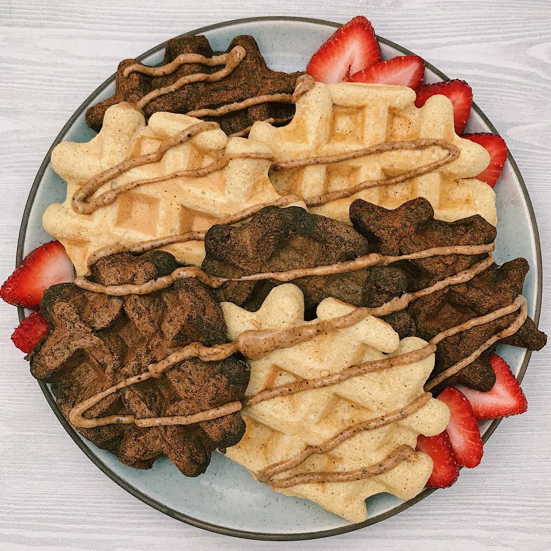 Chocolate and Vanilla Pumpkin Waffles