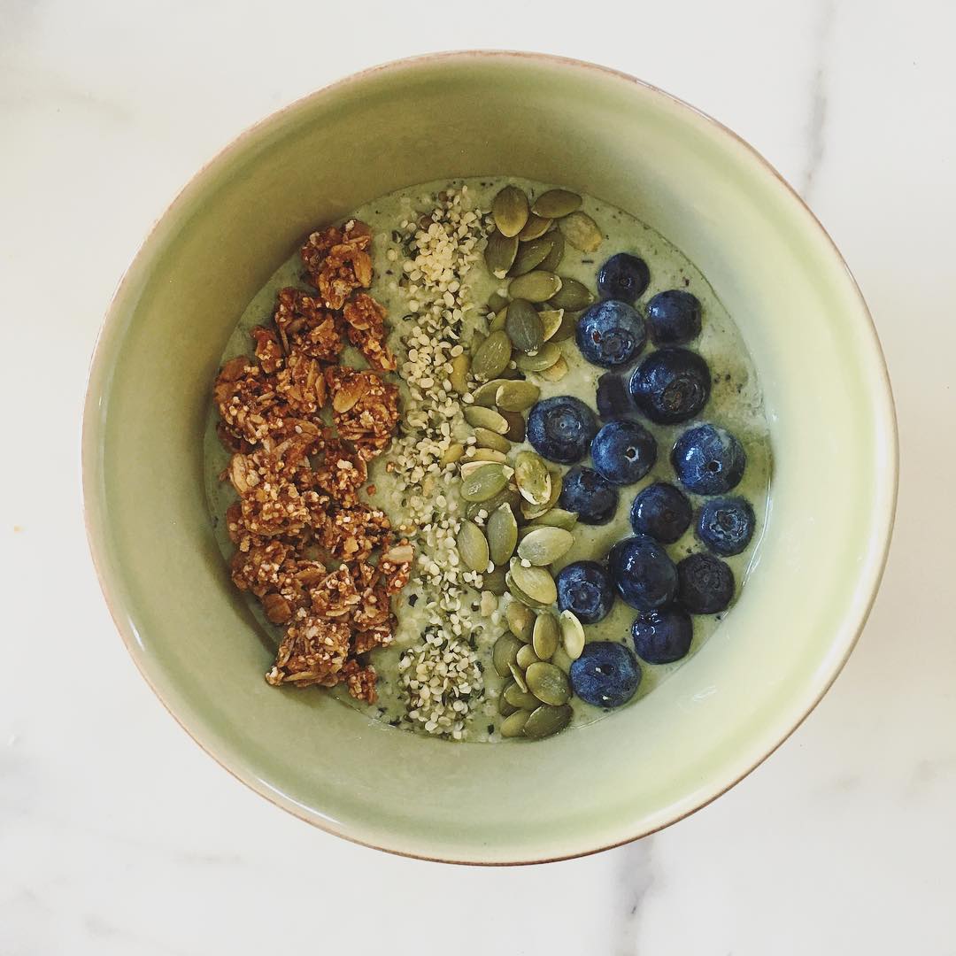 Saturday Morning Smoothie Bowl
