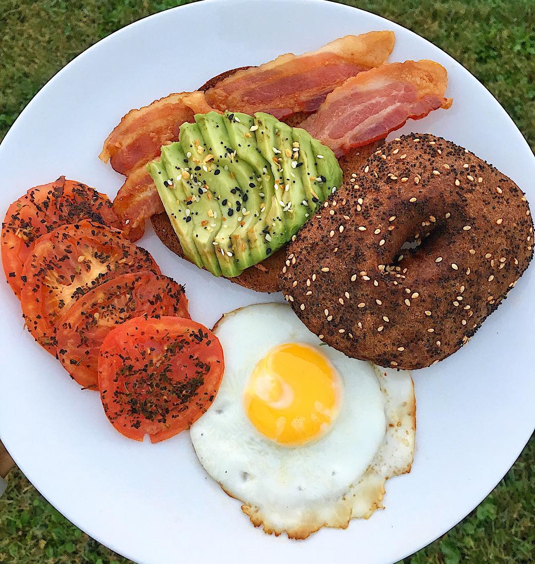 Grain-Free Bagel Sandwich with Egg and Avocado