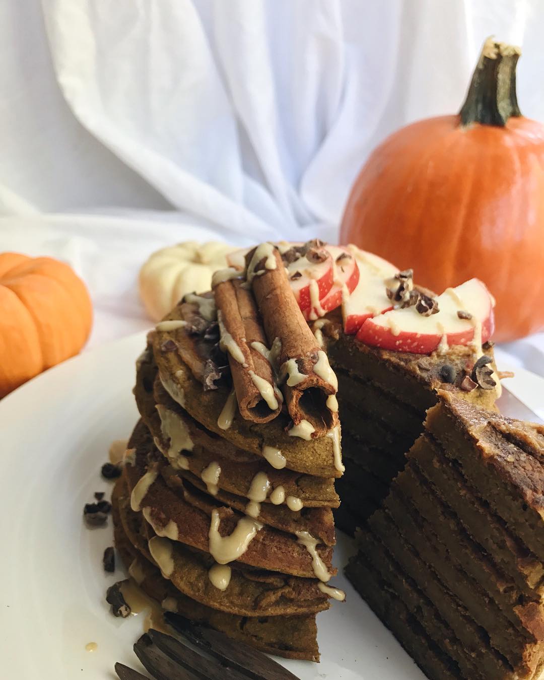 Vegan Pumpkin Pie Pancakes