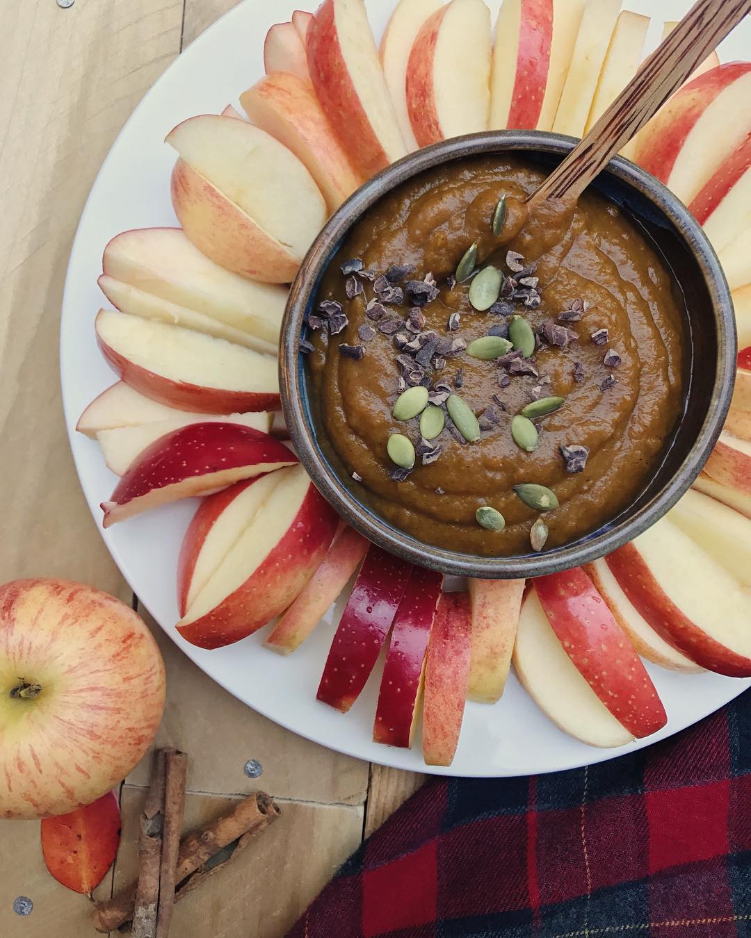 4-Ingredient Apple Pumpkin Spice Butter