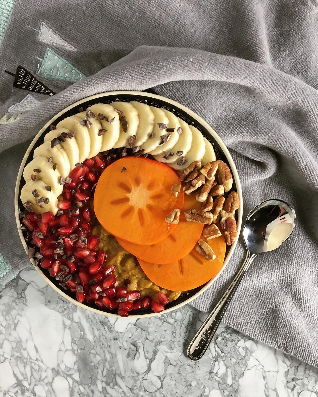 Pumpkin Oats Breakfast with Fruit Toppings