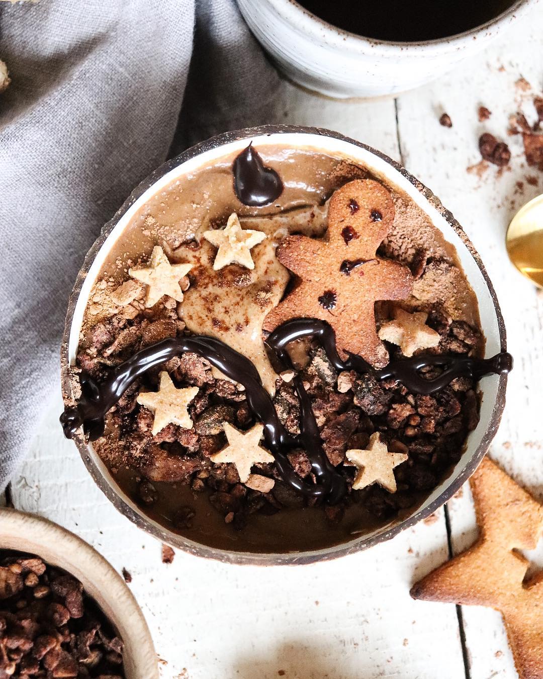 Ginger and Cacao Smoothie Bowl