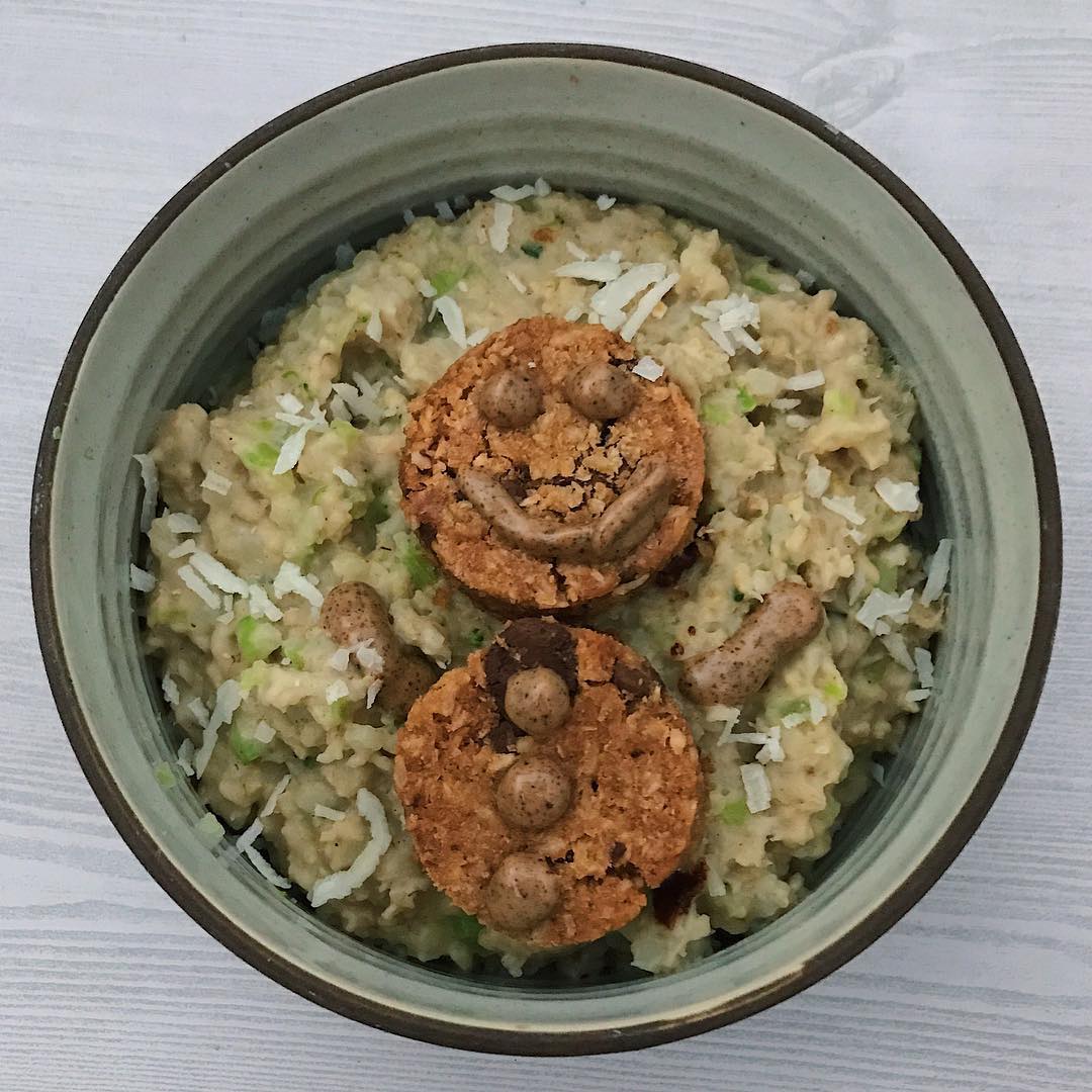 Festive Bowl of Oats