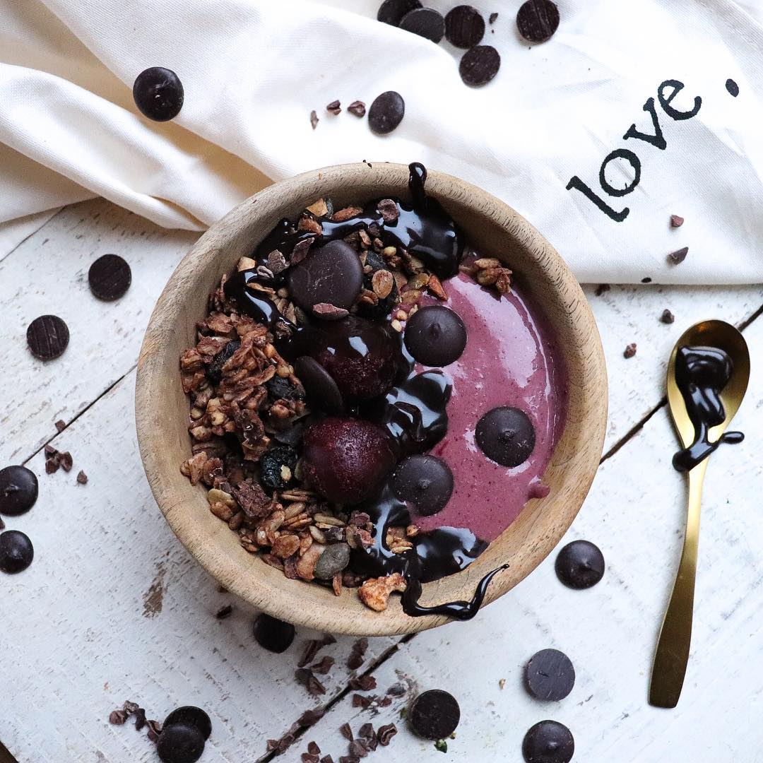 Acai and Cherry Smoothie Bowl