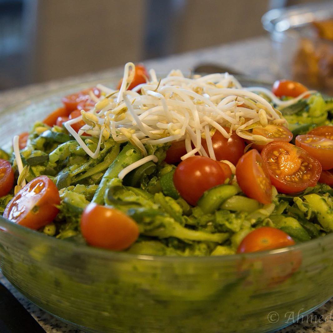 Vegan Zucchini Noodles with Pesto