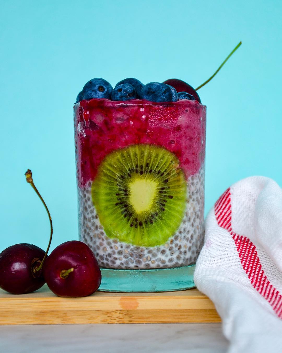 Chia Pudding and Fruit Smoothie