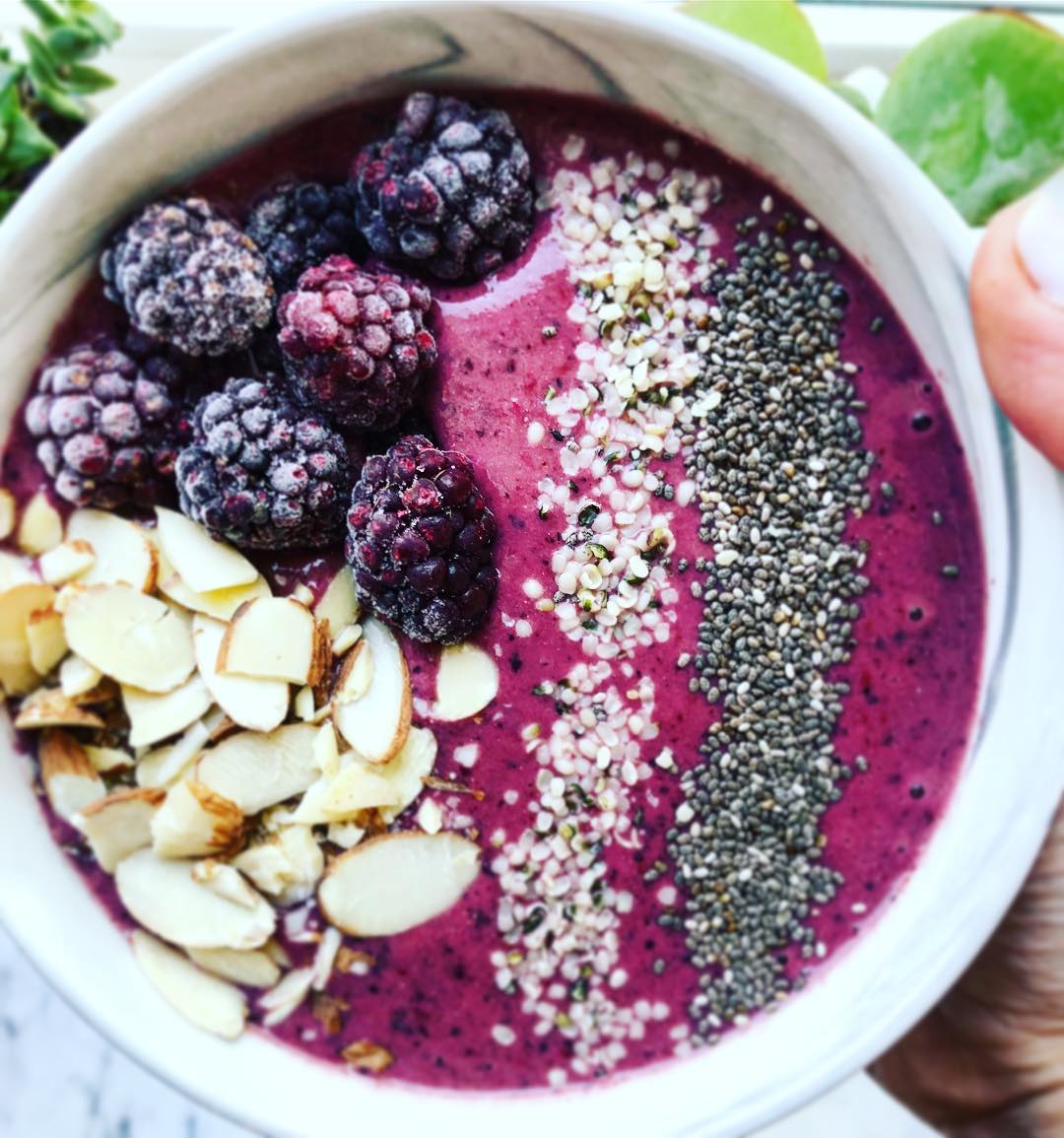 Healthy Vegan Smoothie Bowl