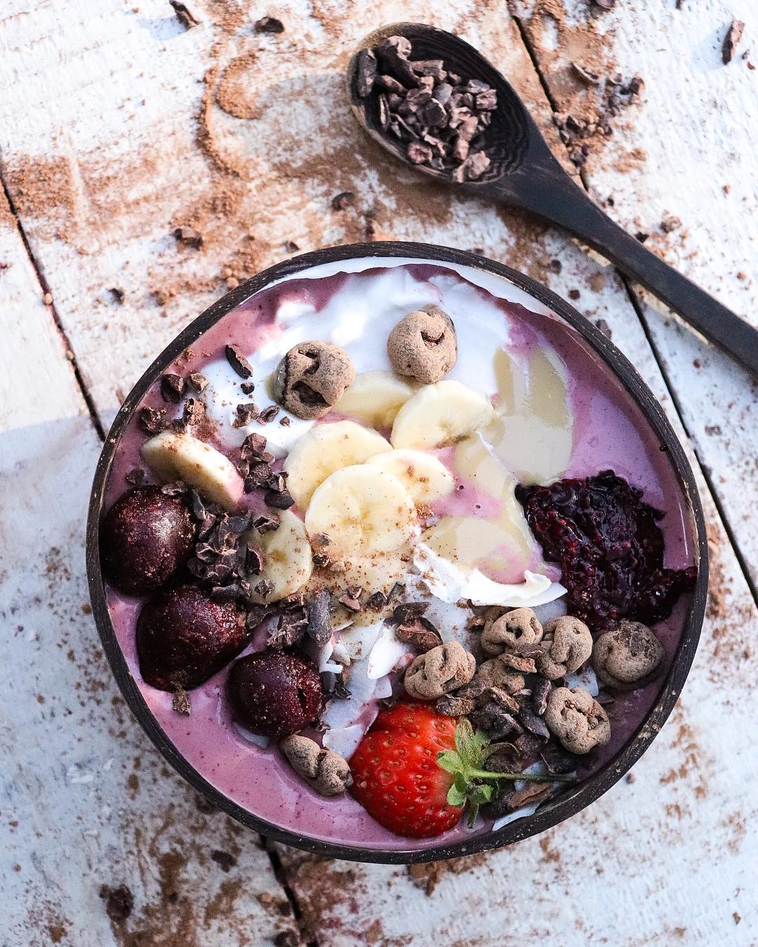 Cherry and Tahini Smoothie Bowl